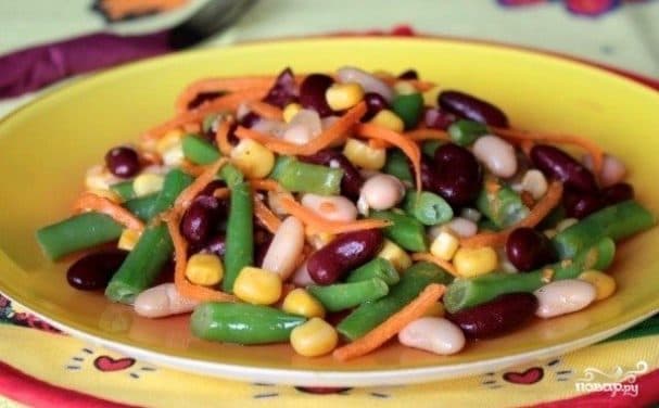 Salad with canned beans