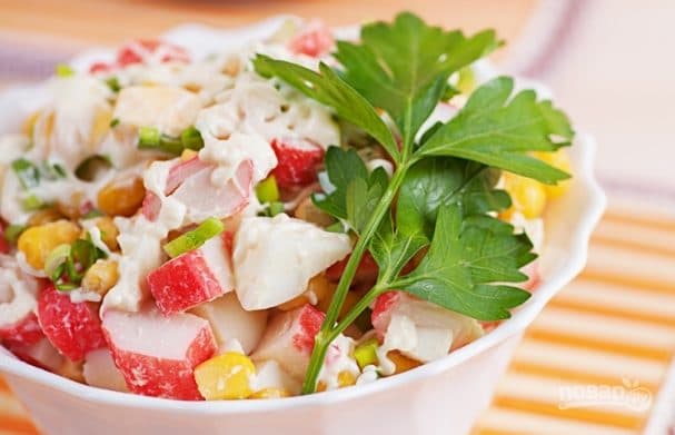 Classic crab meat salad