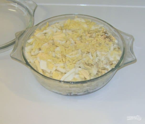 Chicken and mushroom salad