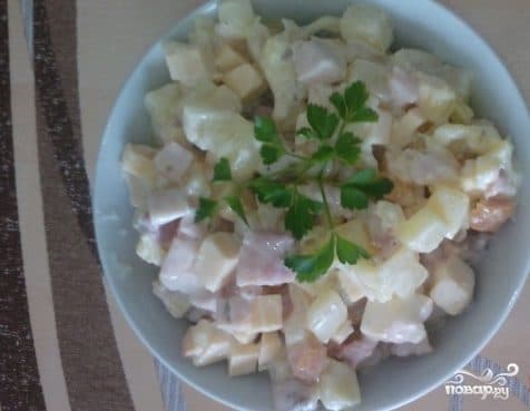 Салат з курынага рулета