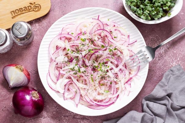 Onion salad