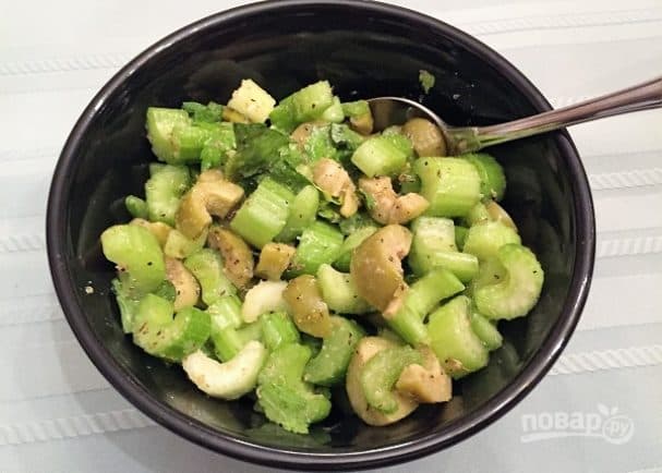 Celery and Olive Salad