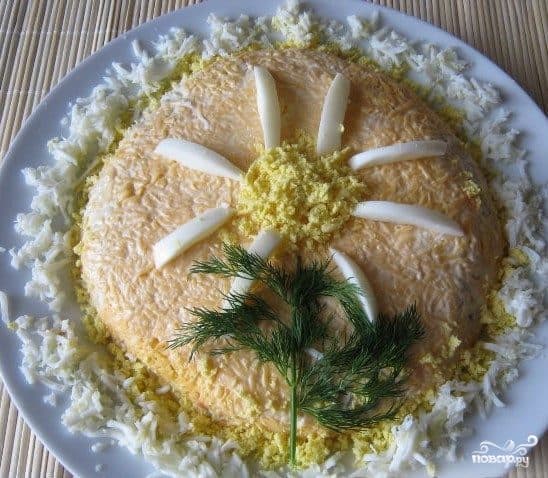 Салат из печени трески слоями