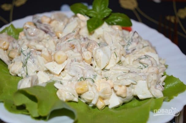 Салат из шампиньонов с курицей