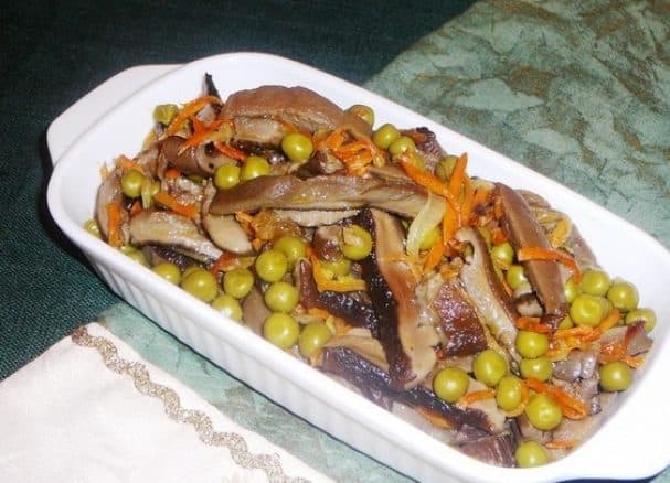 Салат з сушаных грыбоў