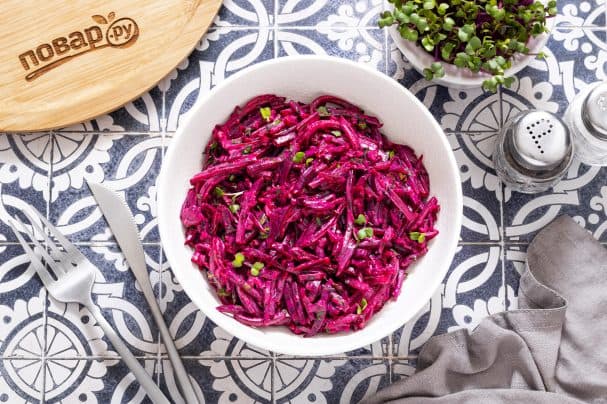 Beet salad with boiled beetroot