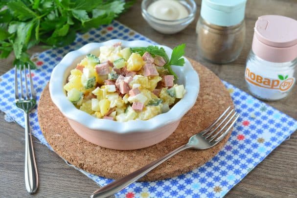 Салат з марожаных агуркоў