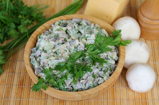 Салат с языком