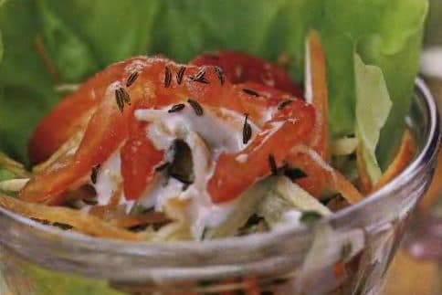 Summer salad with tomatoes