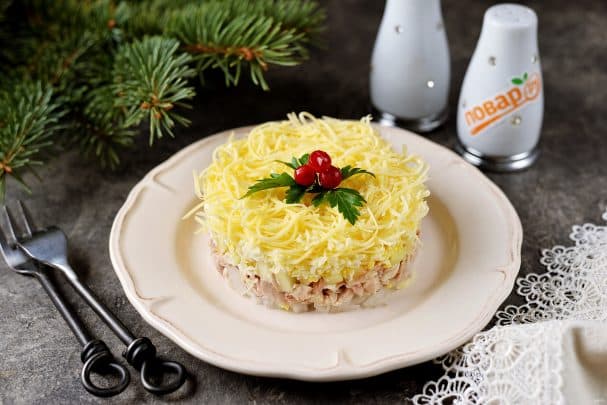 Салат с яблоками