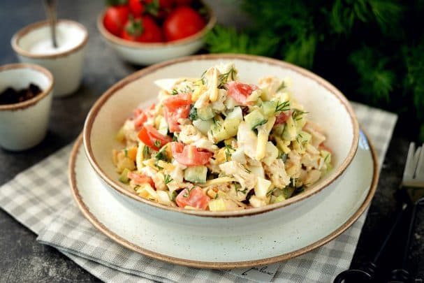Салат с курицей