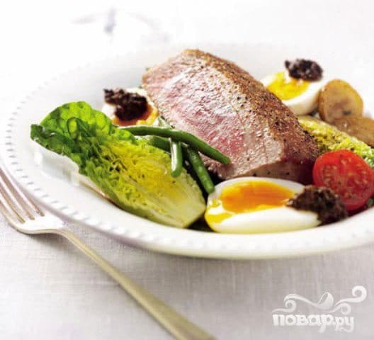 Salad or Niçoise salad