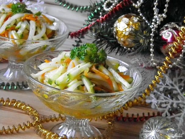 Salad with squid