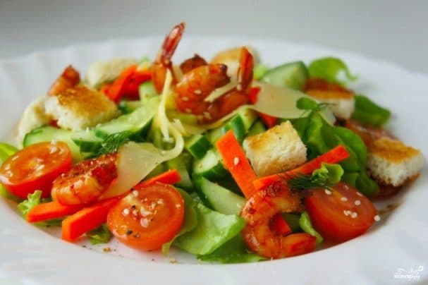 Spicy shrimp salad