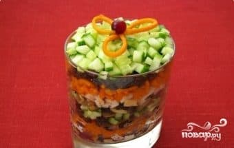 Prune and mushroom salad