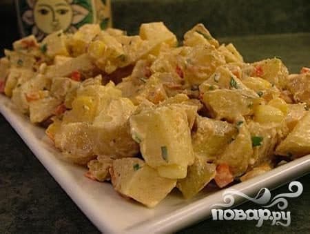 Салат с жареным картофелем