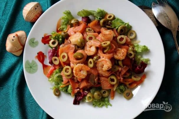 Shrimp and vegetable salad