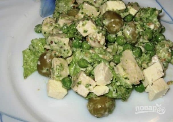 Chicken and broccoli salad