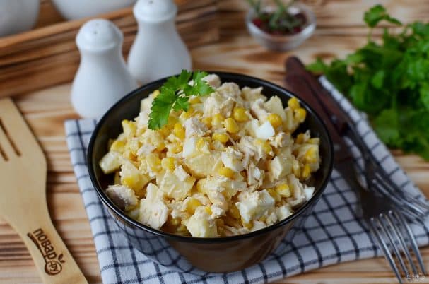 Chicken and corn salad