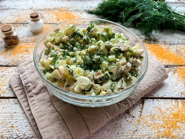 Chicken and cucumber salad