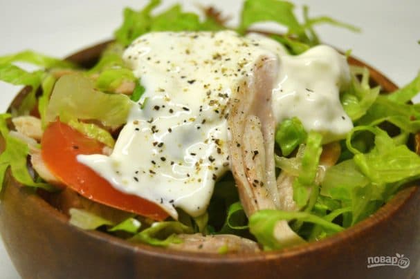 Chicken and tomato salad