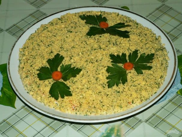 Салат з рибними консервами
