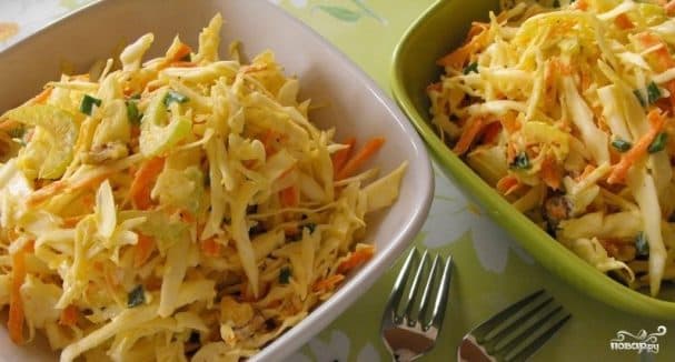 Celery and cabbage salad