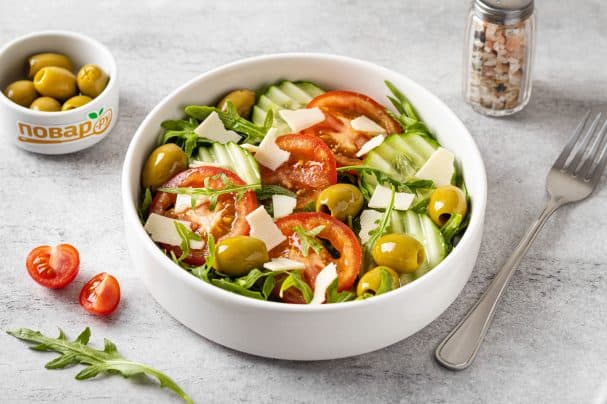 Salad with cheese and olives
