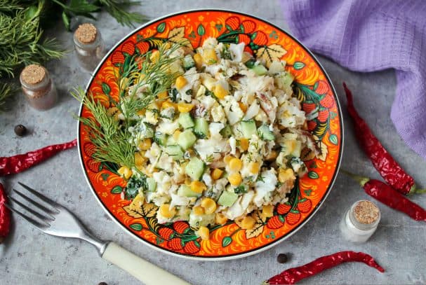 Salad with cod and corn