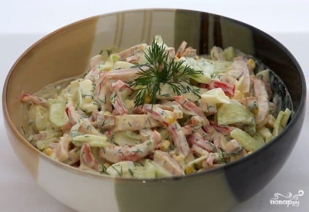 Салат з шынкай і перцам