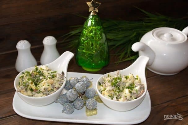 Салат с языком и шампиньонами