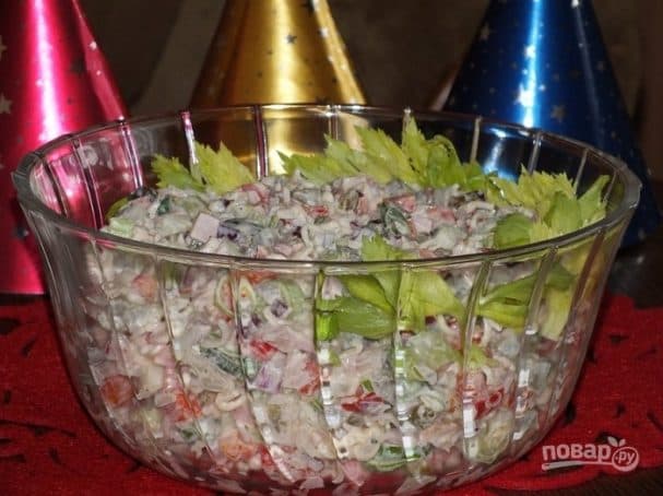 Celery stalk salad