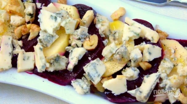 Beet and apple salad