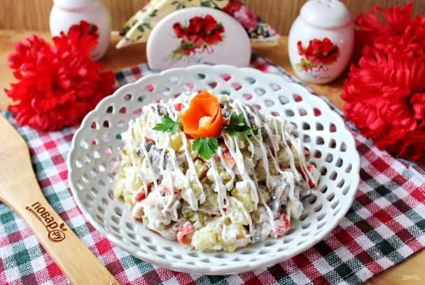 Salad with crab sticks