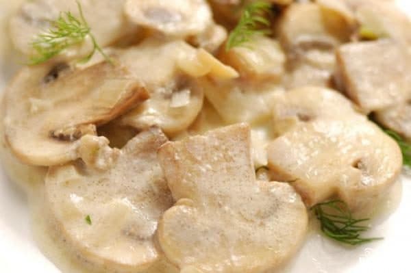 Шампіньёны ў зьмілаваным соусе