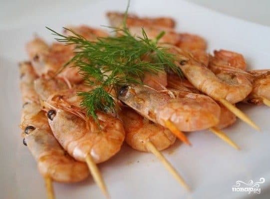 Шашлык з креветак на патэльні