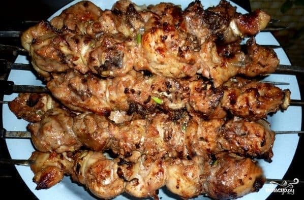 Шашлик із курячої стегнової кістки