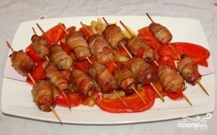 Шашлик на шпажках