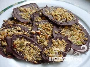 Шоколадки з горіхами