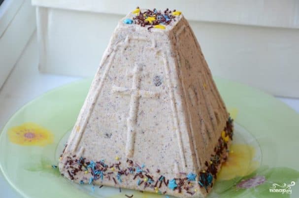 Chocolate Cottage Cheese Easter Cake