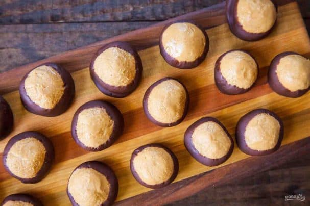 Chocolate Peanut Balls