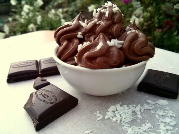 Chocolate Cream (Classic Recipe)