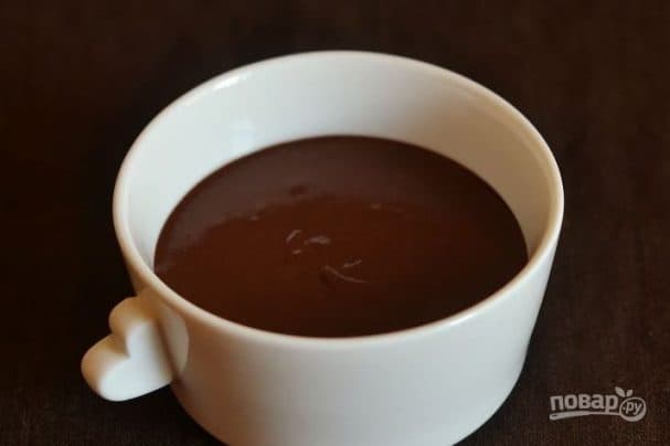 Chocolate cream with whipped cream