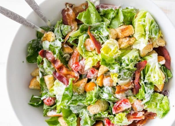 salad with croutons