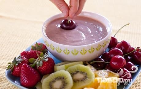 Creamy cherry dessert