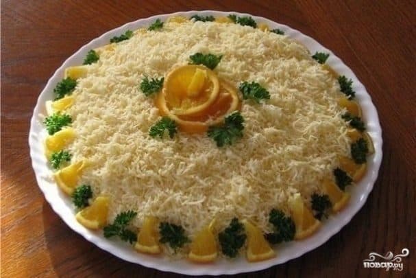 Слоёны салат з калямарамі