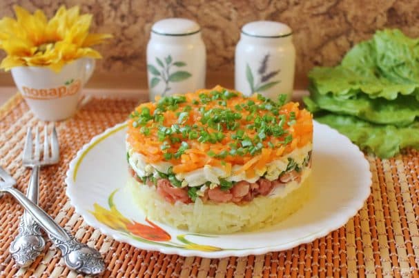 Слоёны салат з копчонай гарбузой