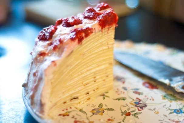 Sour cream frosting for a pancake cake