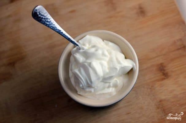 Sour cream frosting for cake