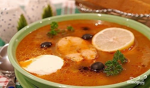 Fish solyanka in a multicooker